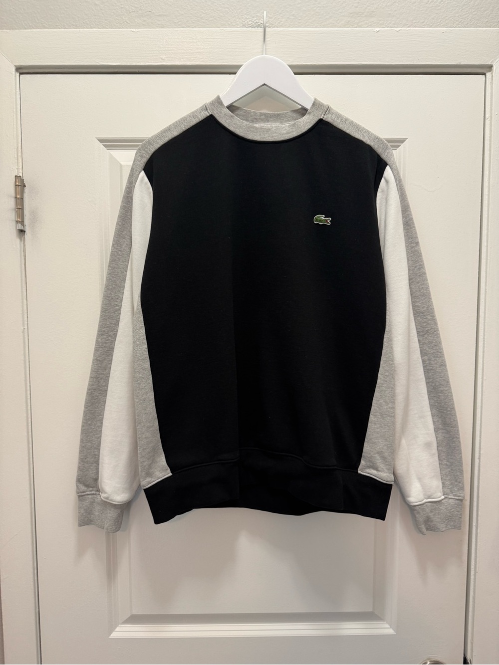 Lacoste Classic Fit Colorblock Crew Neck Sweatshirt